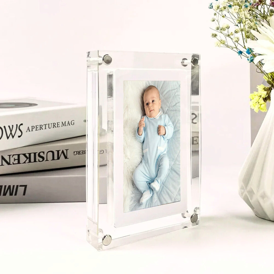 LumiFrame™ Digital Memory Frame